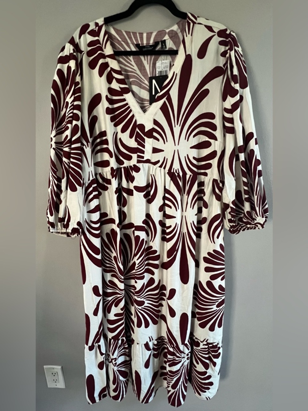 Mlle Gabrielle Floral Print Dress in Cream and Berry